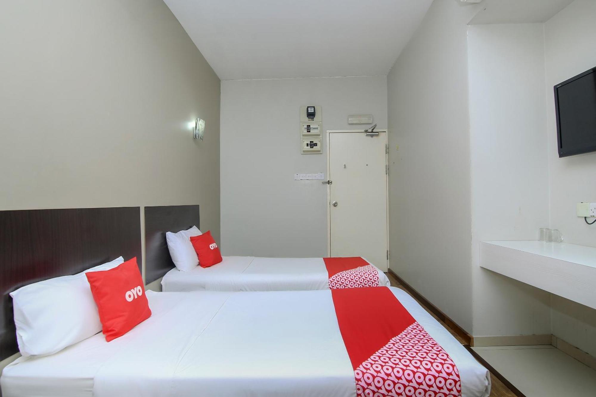 Nice Stay Three Six Five Services Kuching Esterno foto