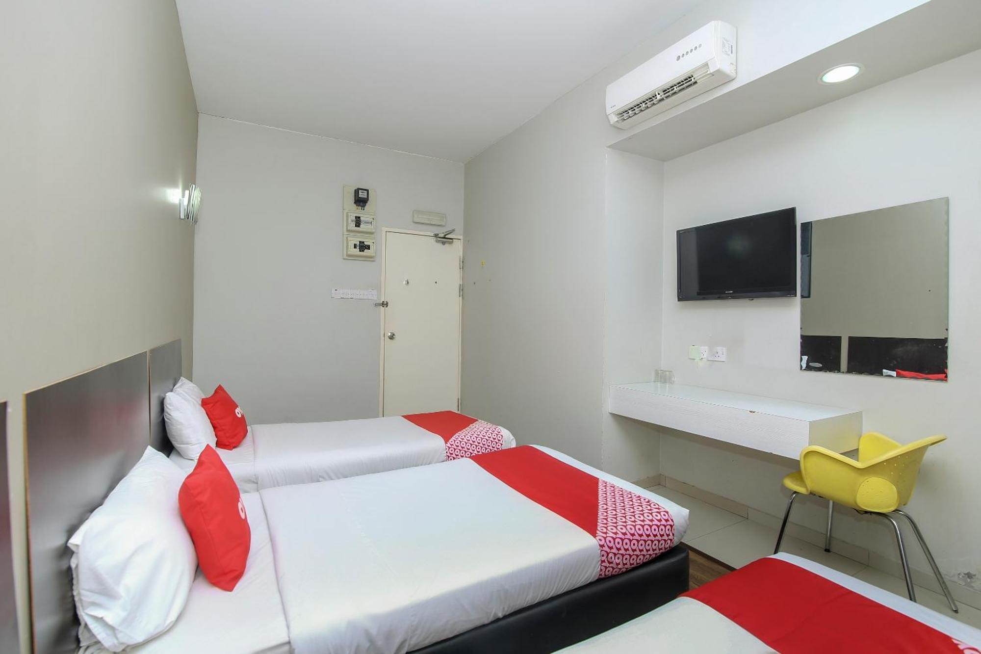Nice Stay Three Six Five Services Kuching Esterno foto