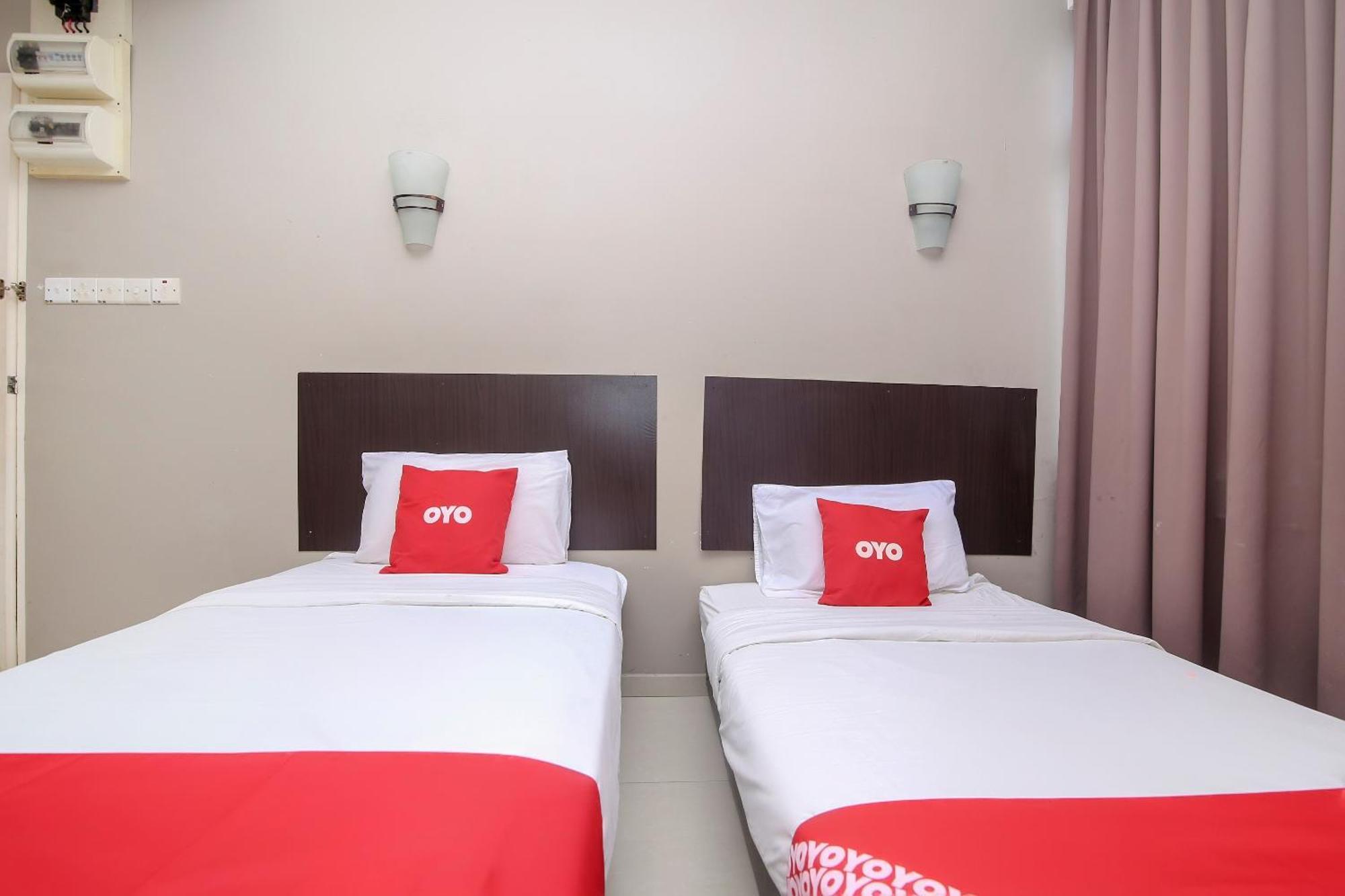 Nice Stay Three Six Five Services Kuching Esterno foto
