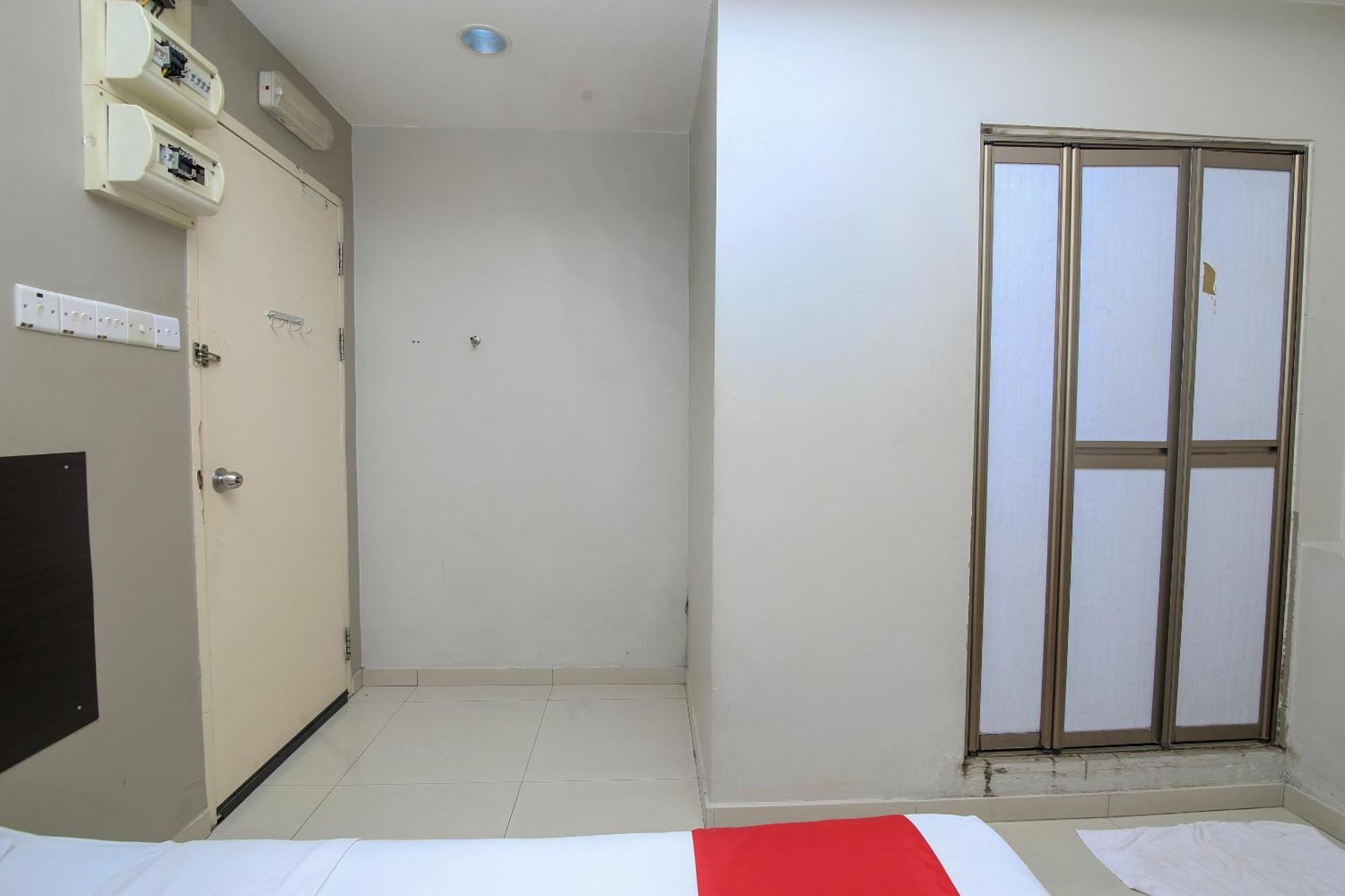 Nice Stay Three Six Five Services Kuching Esterno foto