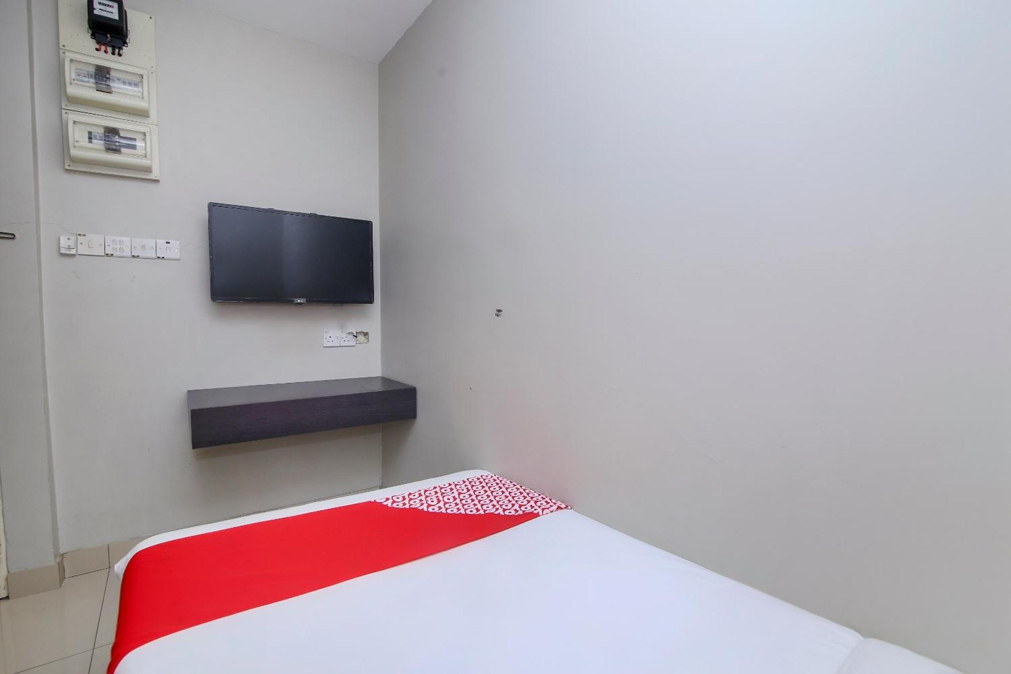 Nice Stay Three Six Five Services Kuching Esterno foto
