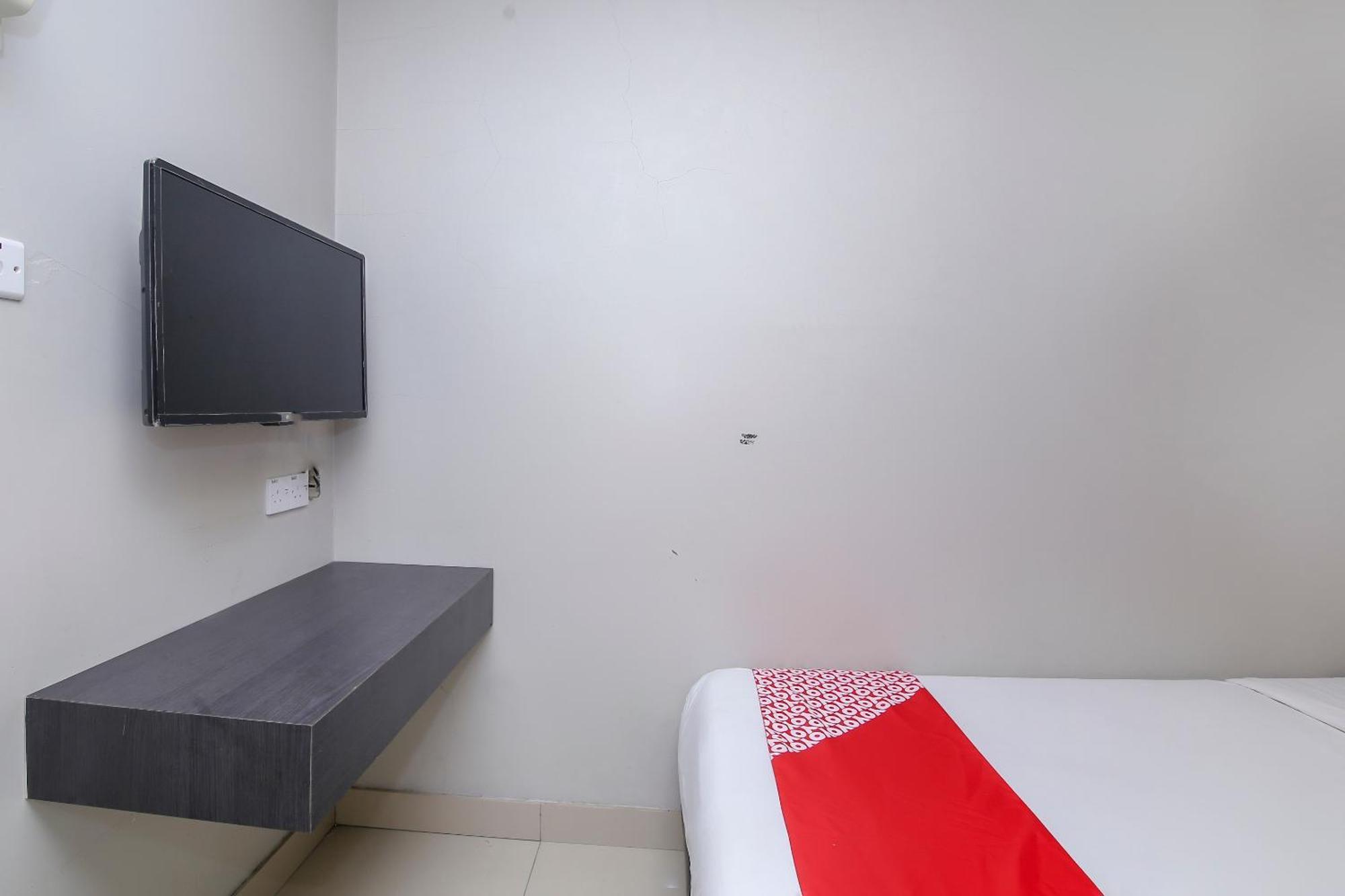Nice Stay Three Six Five Services Kuching Esterno foto